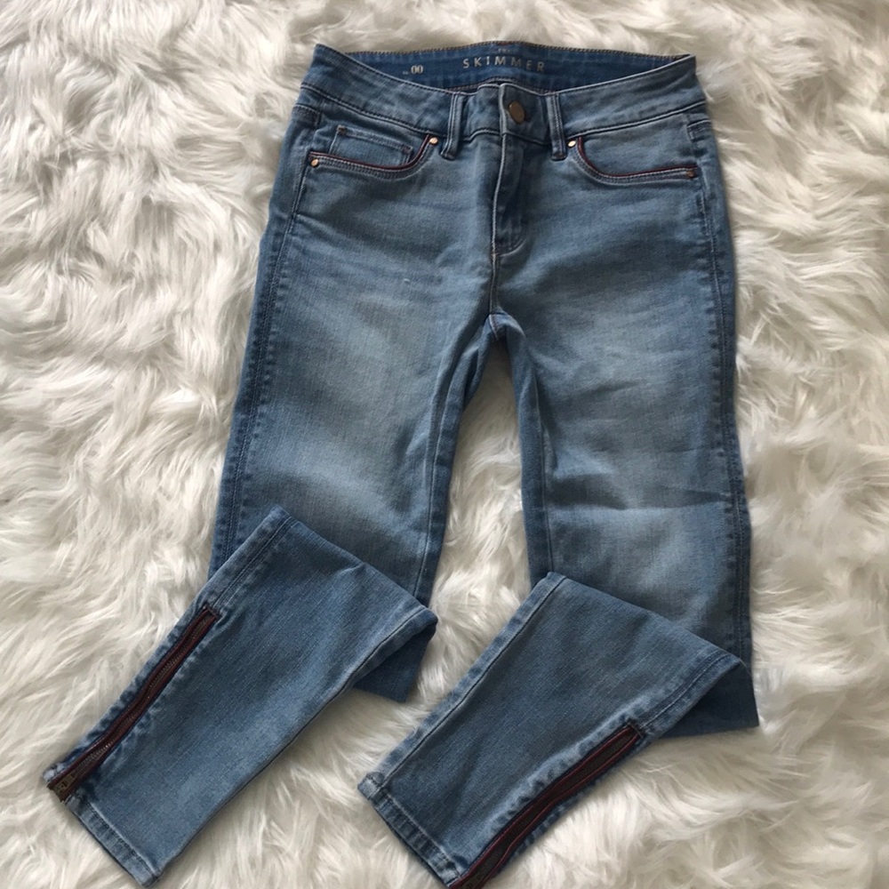 NWOT Blue Jeans (White House Black Market)